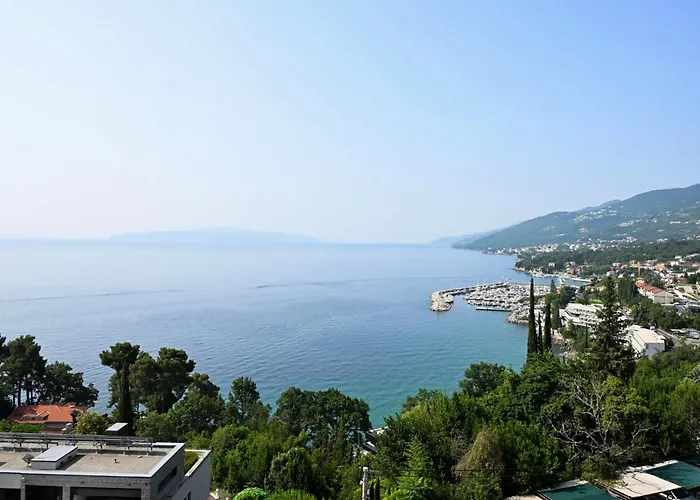 Liliane Fantasy View *